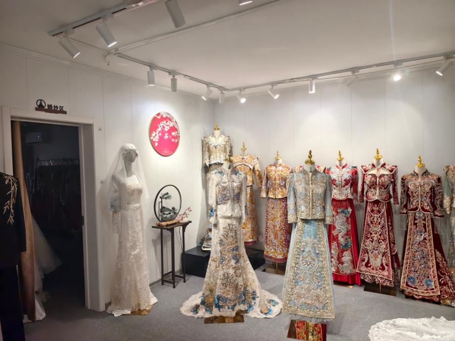 山东省济南市天桥区宝华街26号文庭雅苑小区1-1-2501室