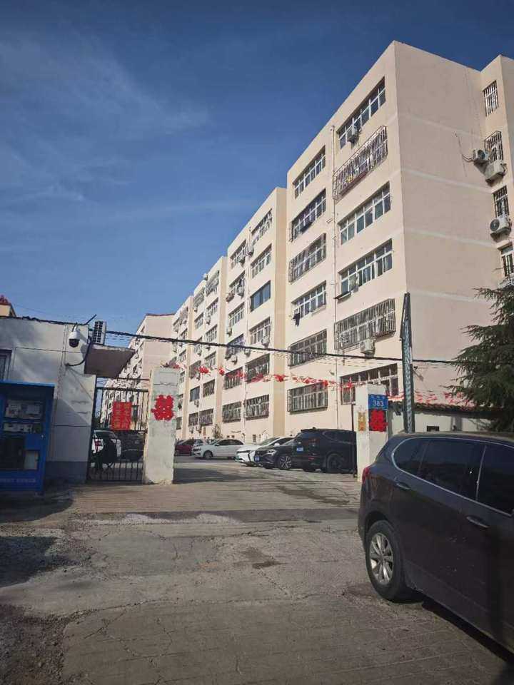 济南市章丘区同乐园小区（荣泉陶瓷宿舍）2幢东二单元四层西户及其配套房