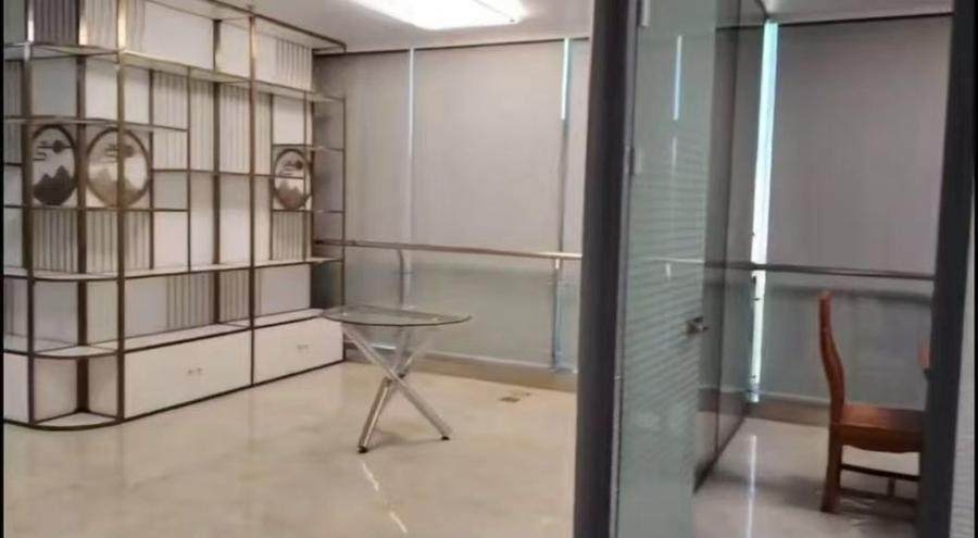 济南市槐荫区齐州路2477号绿地缤纷城综合楼1-2401