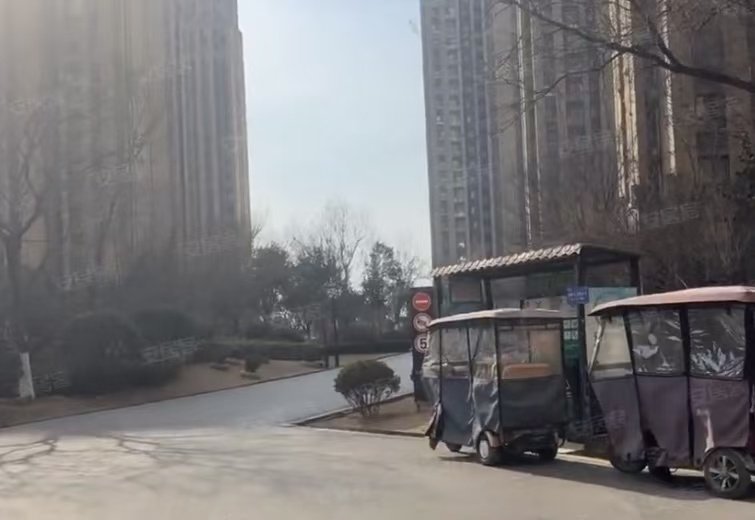 济南绿地国际花都项目A1地块3号3-1207车位