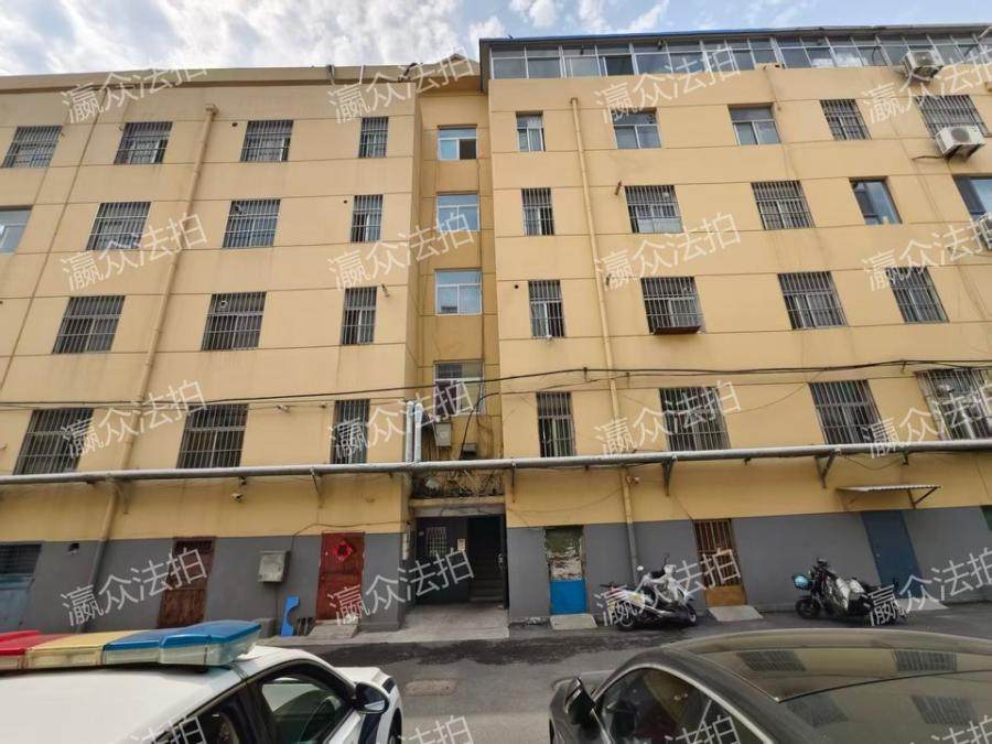 山东省济南市莱芜区凤城东大街25号明都花园3幢东2单元202室及配房