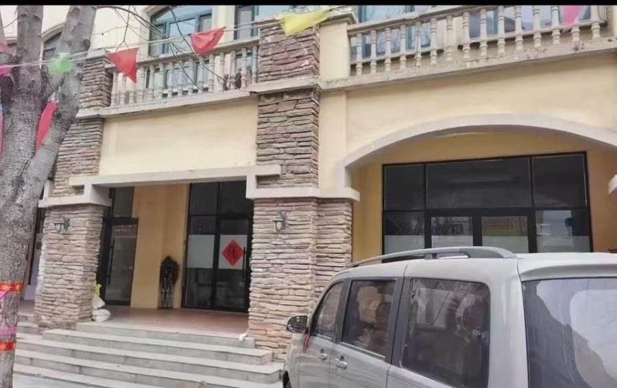 山东省济南市莱芜区冯家坡居委会书香街11号1、2幢房产