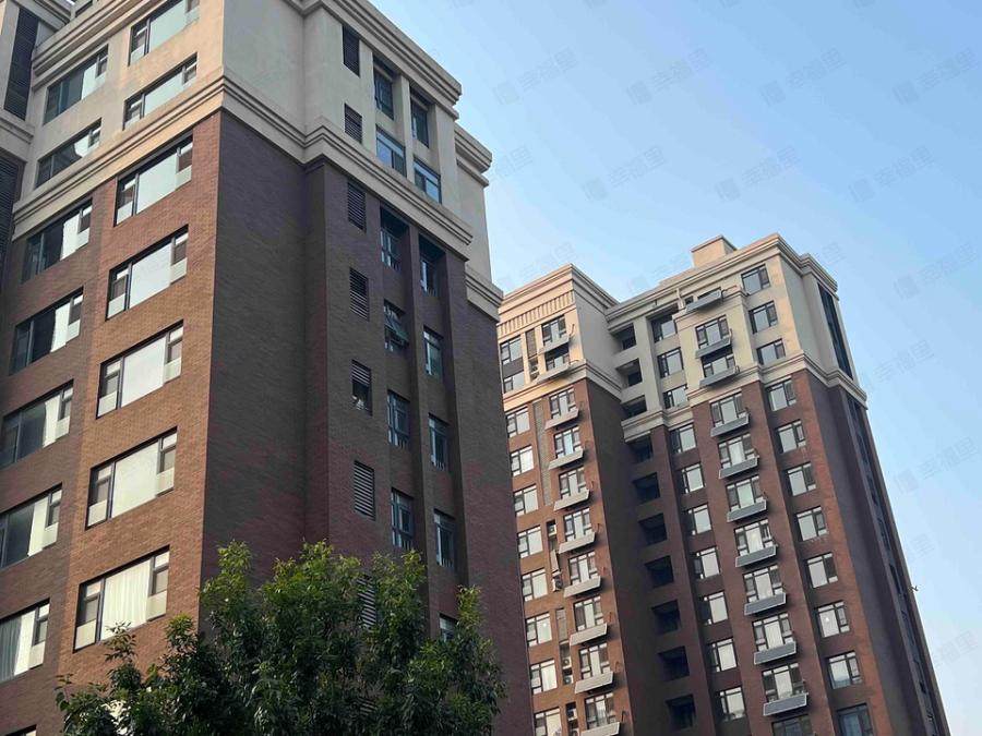 济南市章丘区圣井街道办黄旗山二号路以东碧桂园凤凰城东地块一期二区220号楼113/211铺