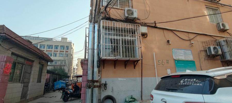 济南市历城区七里堡村北3号楼4-702不动产