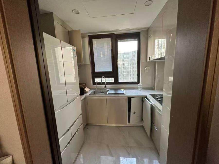 山东省济南市历下区经十东路以北复星国际中心一区1号楼502号