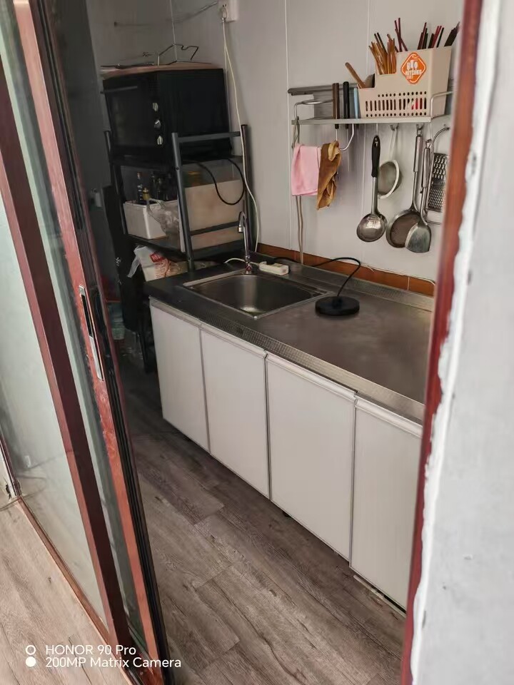 山东省济南市历下区和平路47号诚基中心15号楼609室及-229号储藏室