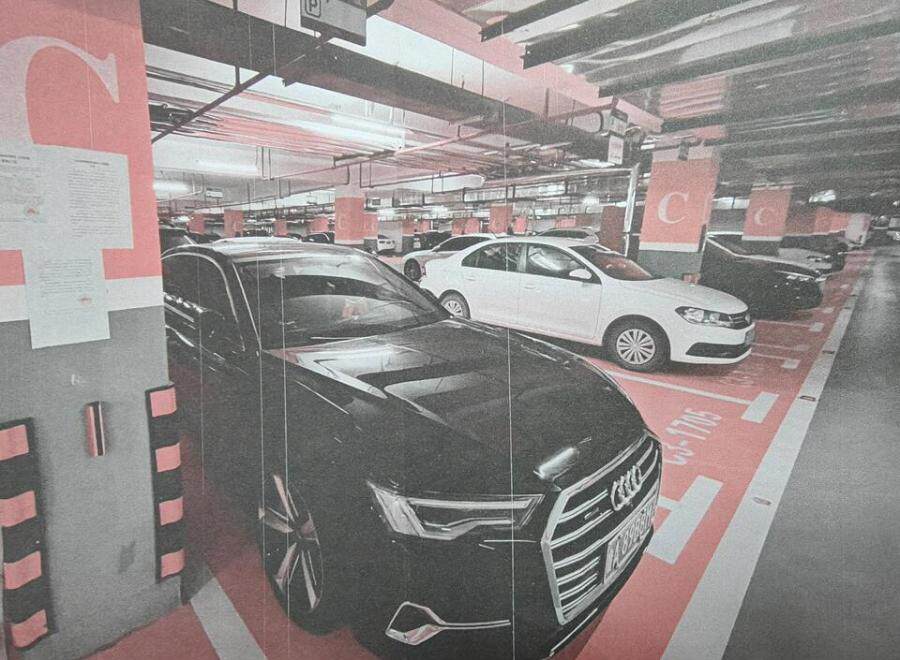 济南市市中区望岳路1766号融汇爱都一区地下车库-1754停车位（不动产权证号：济南20170098912）