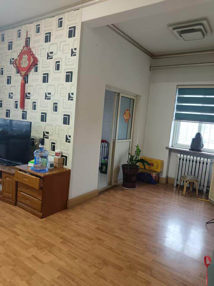 济南市天桥区胜利庄北路1号胜利苑小区4号楼1-601