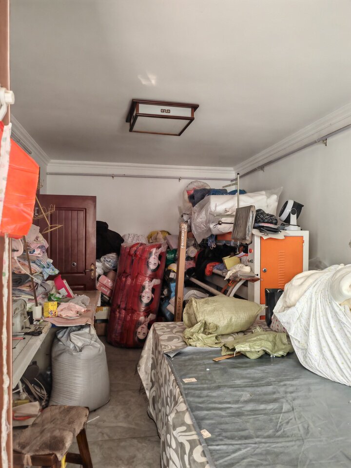 济南市历城区洪楼南路11号东兴花园6号楼1-102