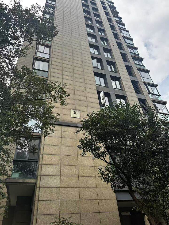 济南市历下区海尔绿城全运村百合园3号楼（E6）1-1302户房产