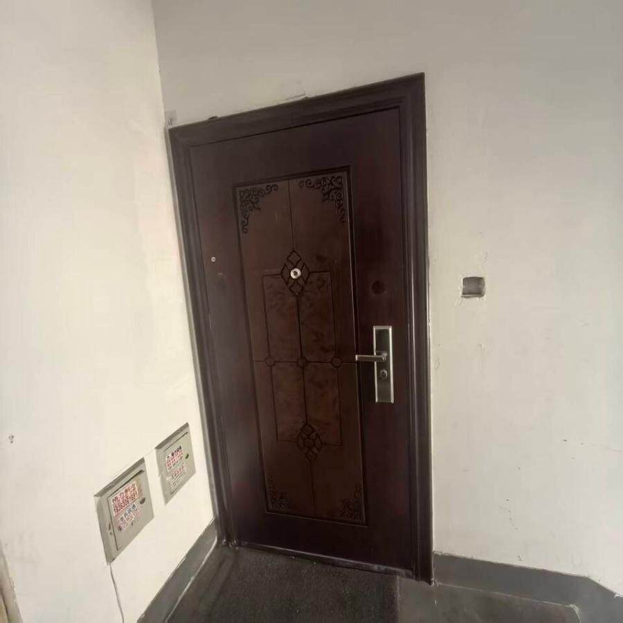 山东省济南市天桥区交校路 8 号 3 号楼 1-502 室房产