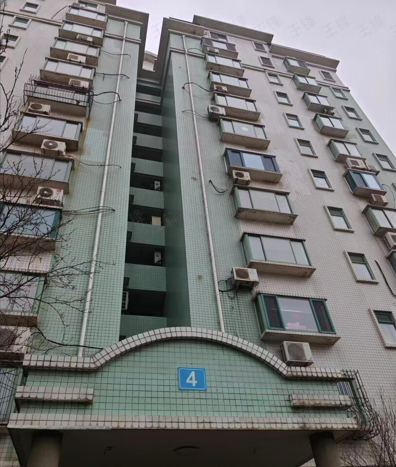 济南市市中区阳光舜城中十四区4号楼402室