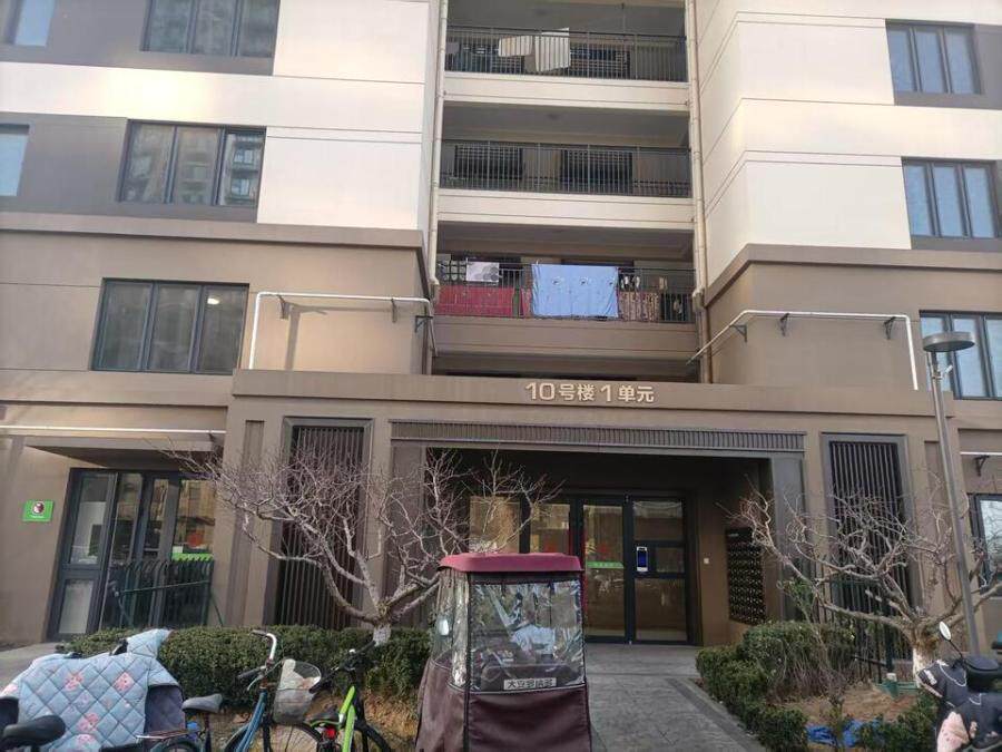 济南市天桥区小鲁庄路346号万科金色新著花园10号楼1202