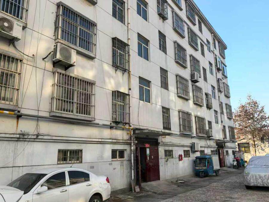 济南市莱芜高新区寄母山路28号5幢东1单元102房产