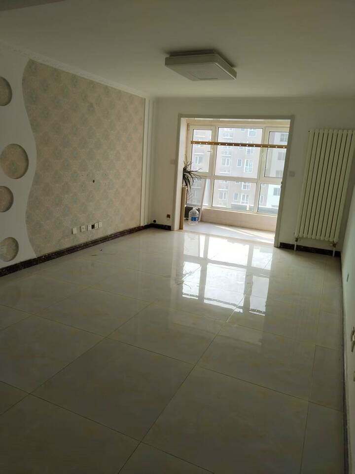 济南市市中区白马山南路2号宏瑞国际星城19号楼3-1001及其3-101储藏室