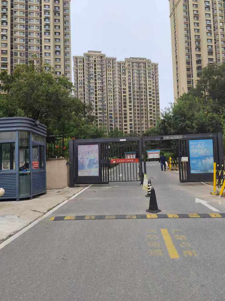 济南市市中区融汇爱都一区地下车库-1924