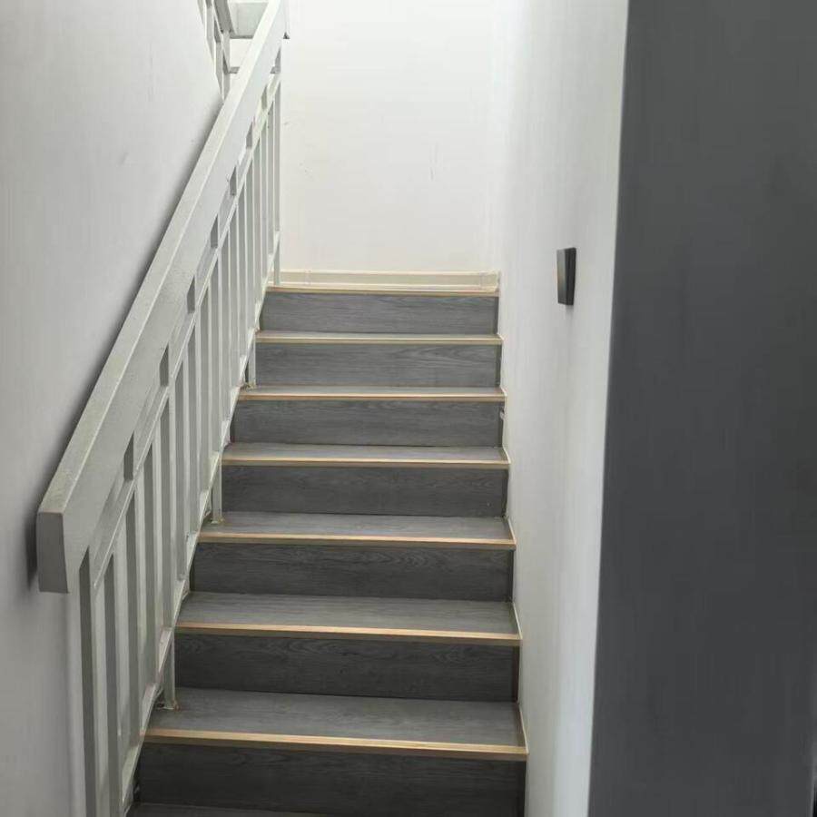 济南市历城区科技城华信路13-1号3号楼4-602房产及地下室416房产