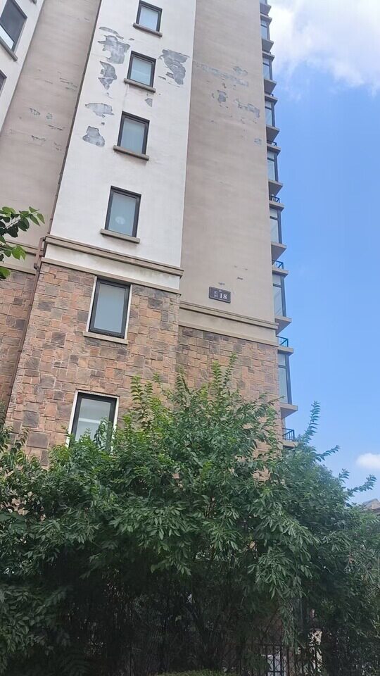 山东省济南市章丘区中国·诺贝尔城E-18号楼606