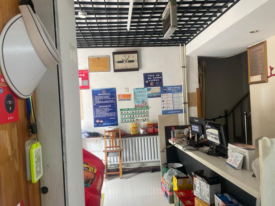 被执行人名下位于章丘区明珠时代广场A座108、206（不动产权证号：城14001588）