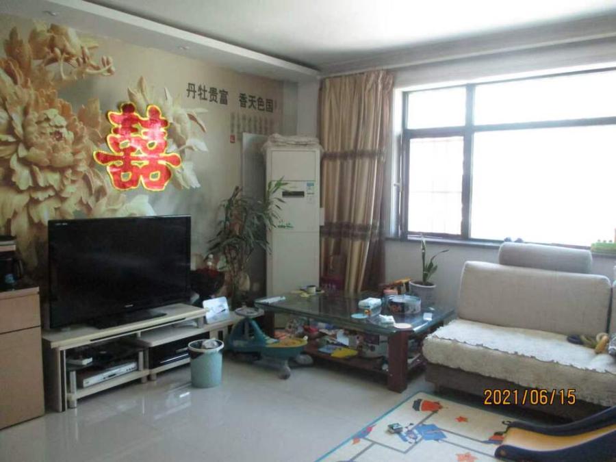 山东省济南市济阳区纬一路106号三吉花园4号楼2单元202室及附属储藏室