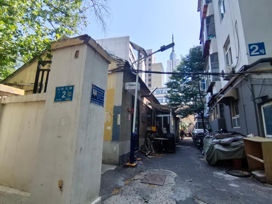 市中区小纬五路2号楼204