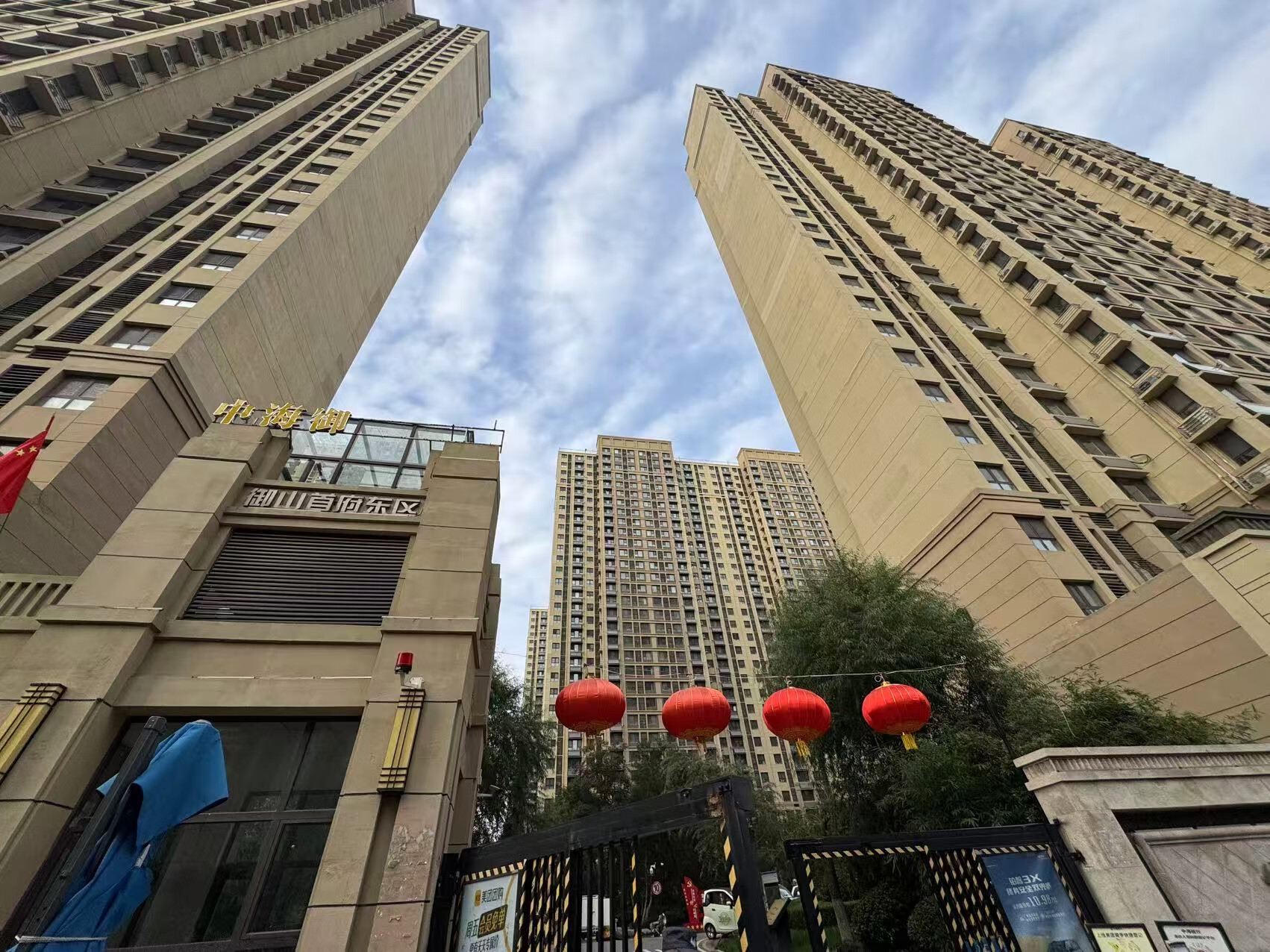 历城区海门路299号御山首府小区东区地下车库及其他（3号）-1763