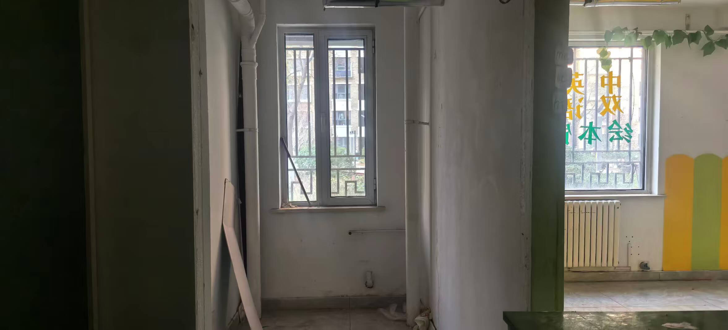 山东省济南市高新区旅游路15099号中铁逸都国际城四区8号楼商铺2--102