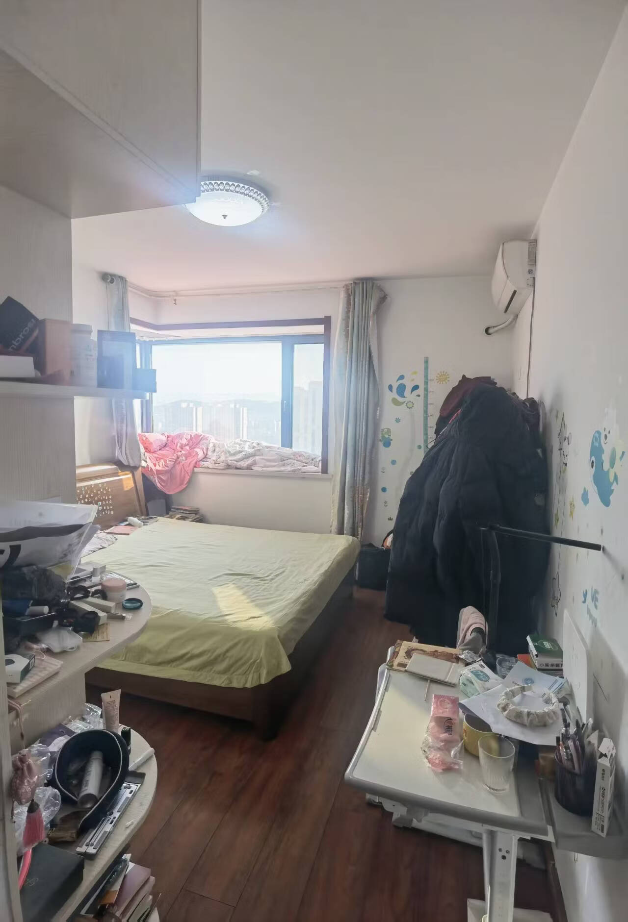 济南市历城区凤歧路3566号中建凤栖第8号楼1-3201房产及8号楼1--128储藏室