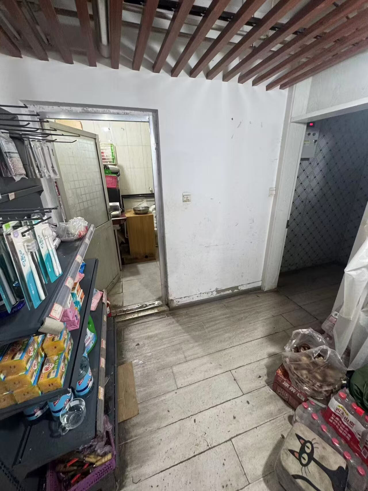 山东省济南市高新区旅游路15099号中铁逸都国际城四区3号楼1--101商办