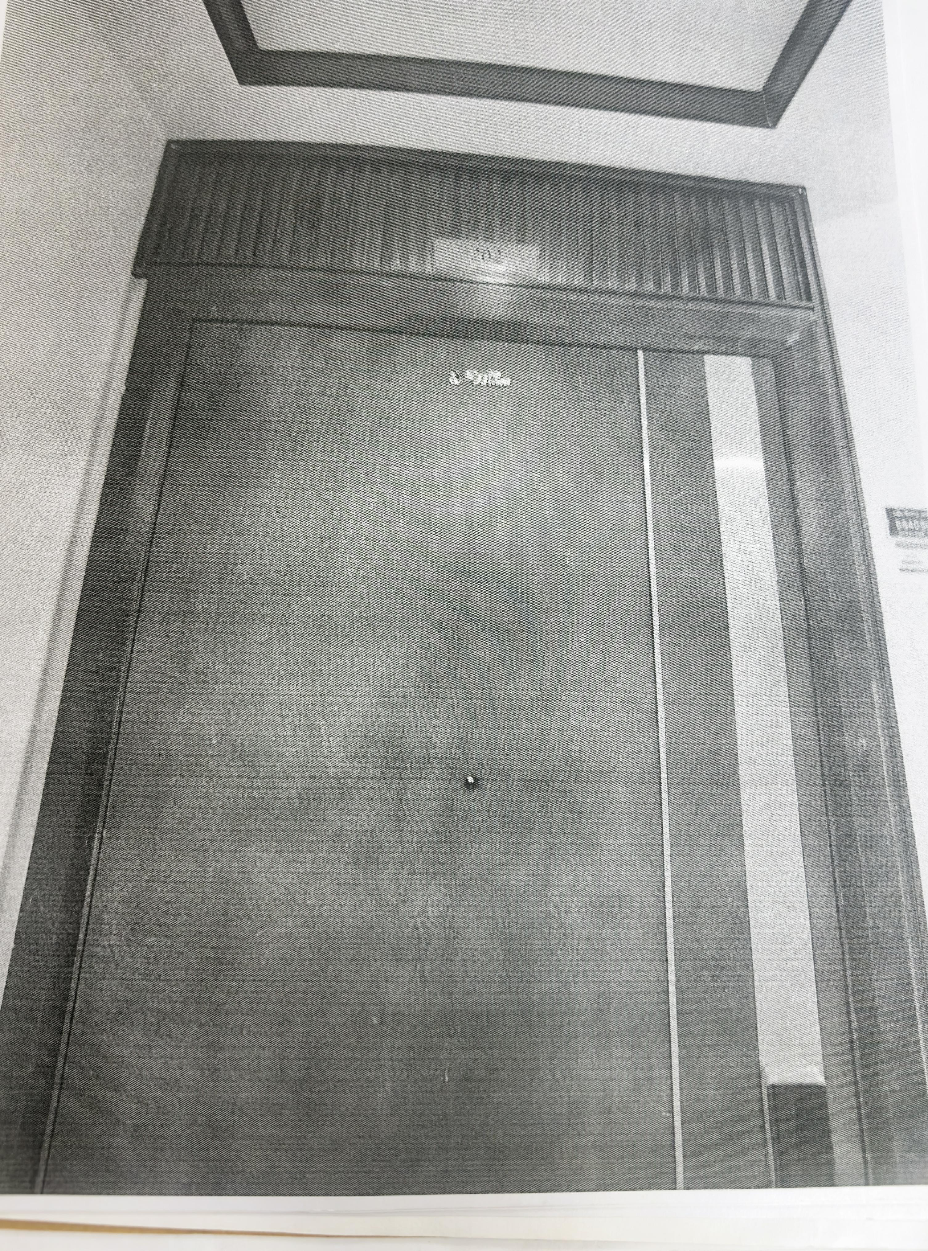 济南市历城区经十东路30099号绿地御山台小区8号楼1-302房产（房产证号：济南20240185297，销售（字）202135596629）