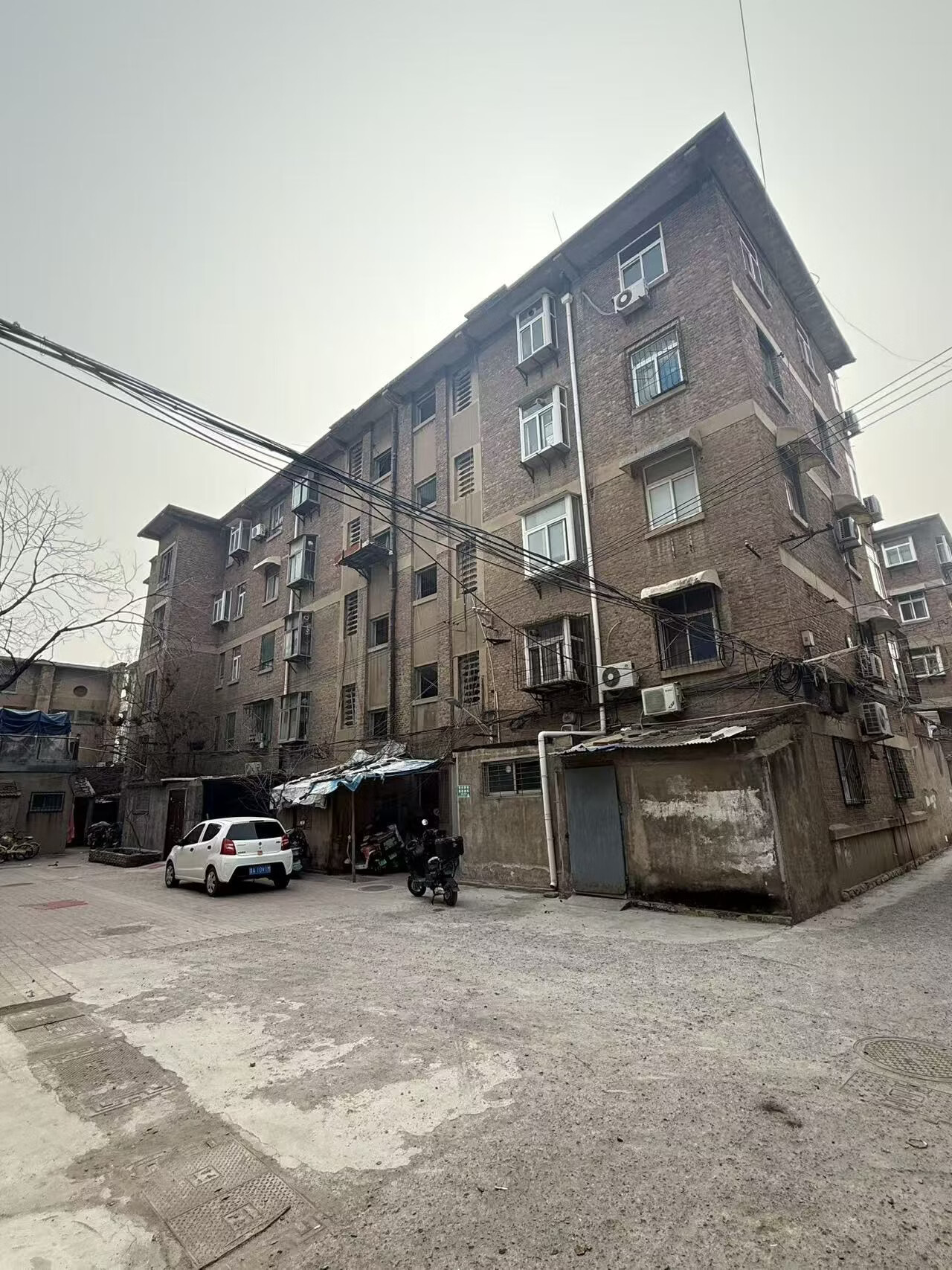 济南市天桥区北光明里12号1-201