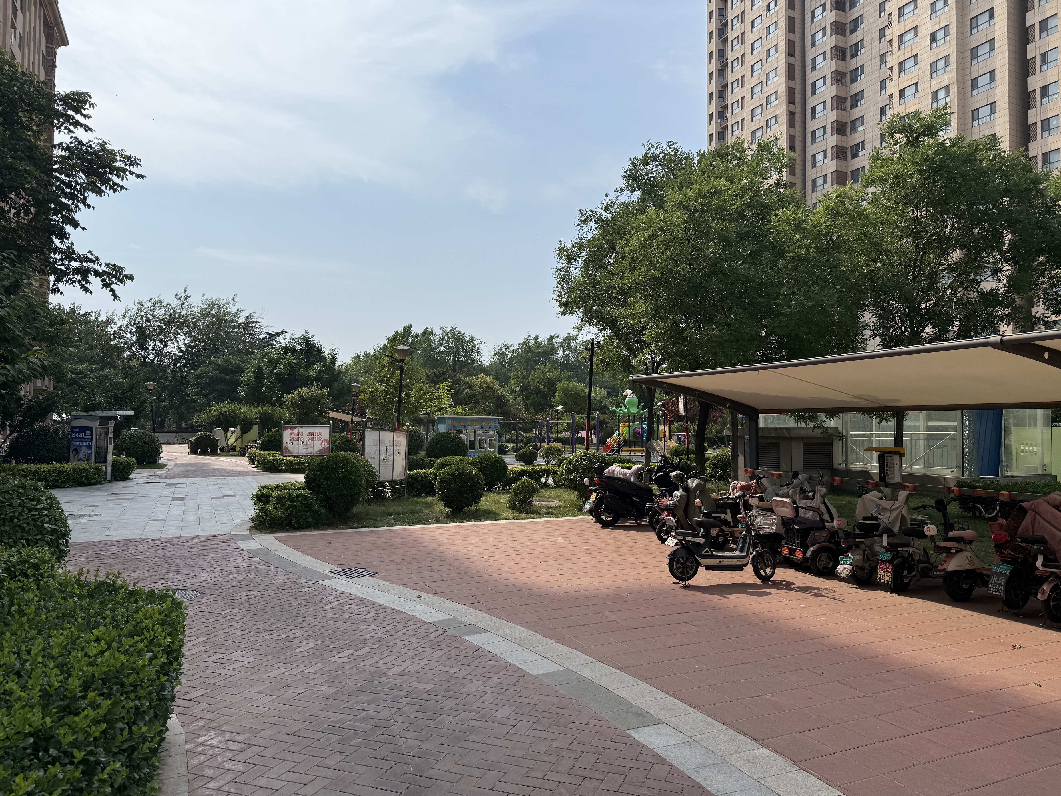 山东省济南市长清区嘉馨·名流华第项目C号楼1-1801及地下车库-181