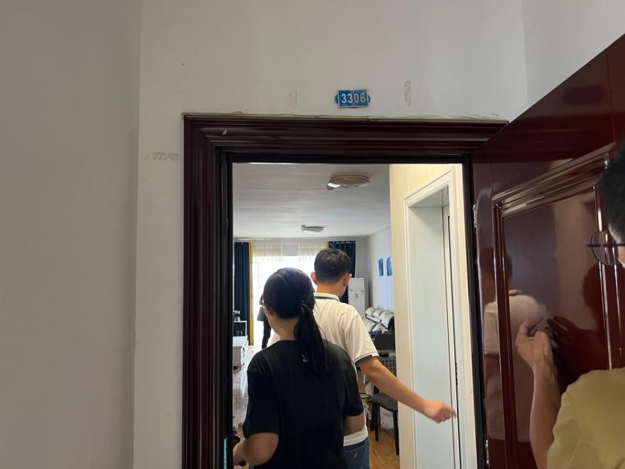 山东省济南市天桥区宝华街26号文庭雅苑小区1-2-3306室