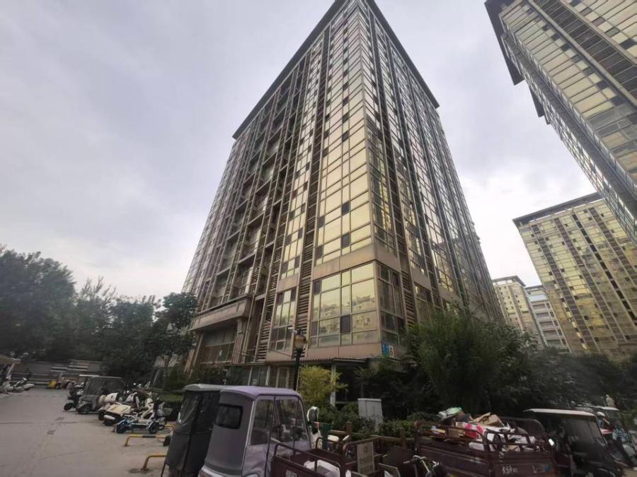 山东省济南市历下区和平路47号诚基中心6号楼303公寓、6号楼-231储藏室