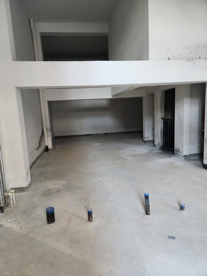 山东省济南市历下区龙腾路1117号大华紫郡三区12号楼104号房