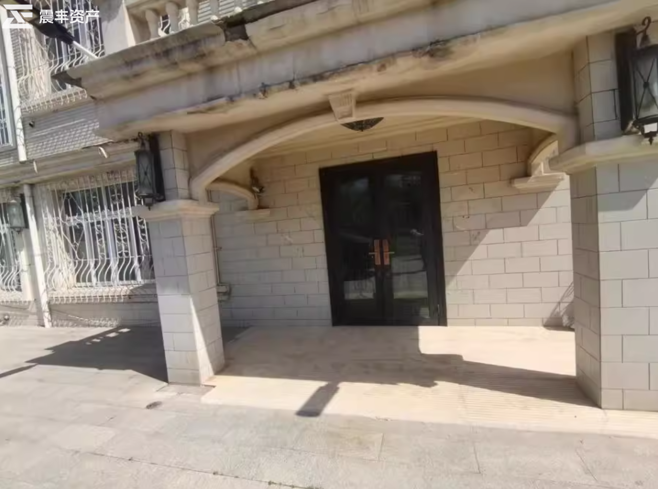 济南市槐荫区美里路美里·花园（现名上霖园）4号楼二层房产