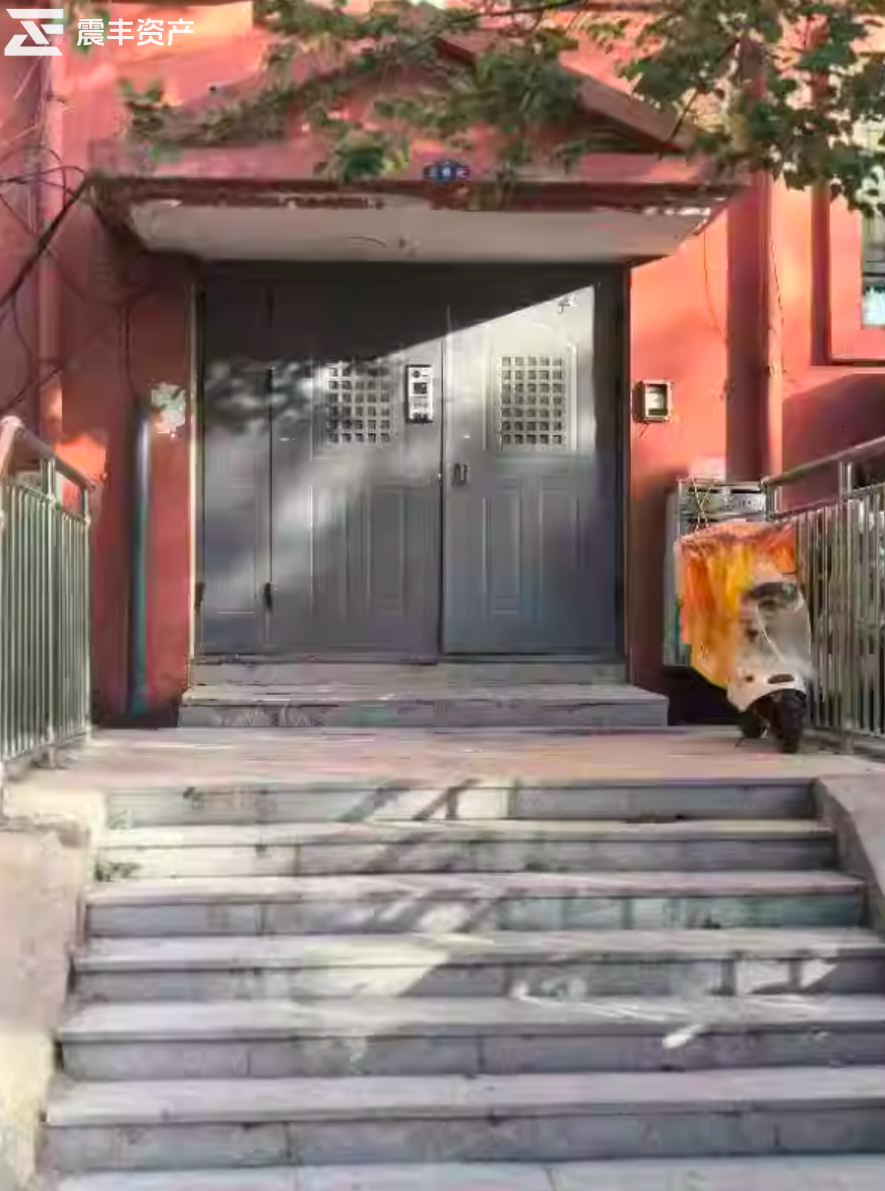 山东省济南市市中区郎茂山路29号卧龙花园（龙和苑）18号楼3-501号及18号楼3-808号地下室